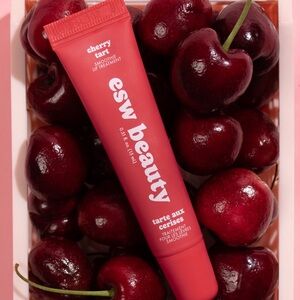 Cherry Tart Smoothie Advanced Smoothing Lip Treatment